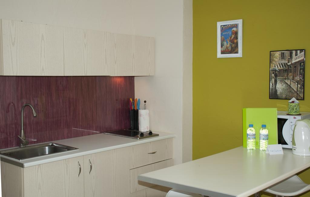 Sunrise Studios Limassol Habitación foto